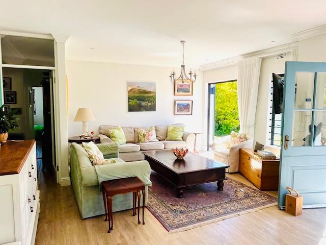 3 Bedroom Property for Sale in Bergvliet Western Cape